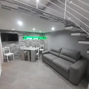 House Under Arch Holiday home